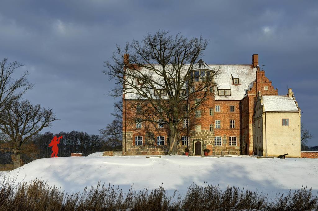 Hotel Schloss & Gut Ulrichshusen 외부 사진