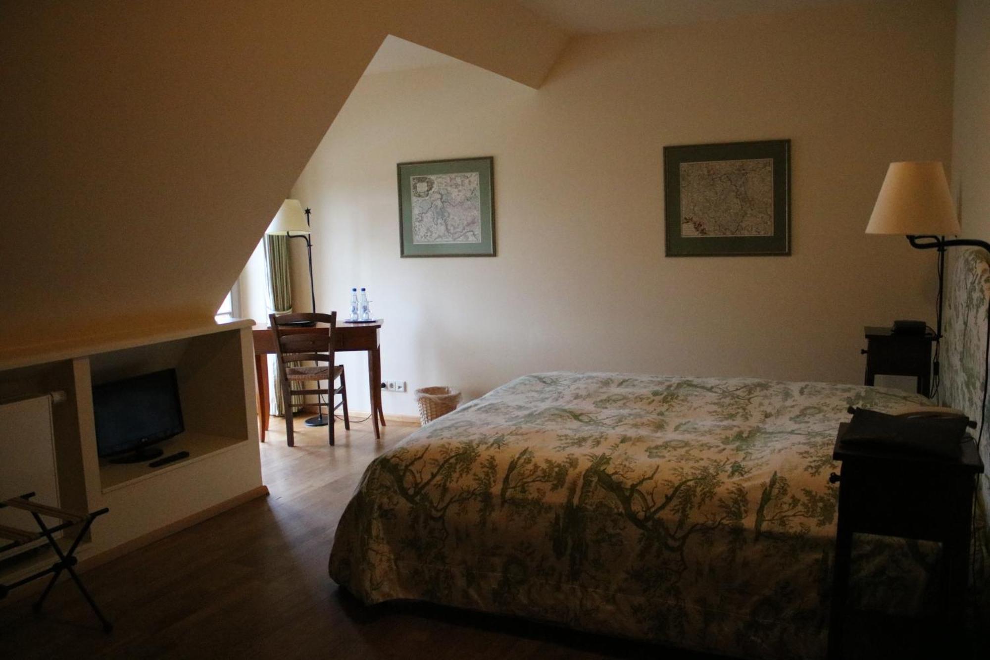 Hotel Schloss & Gut Ulrichshusen 외부 사진