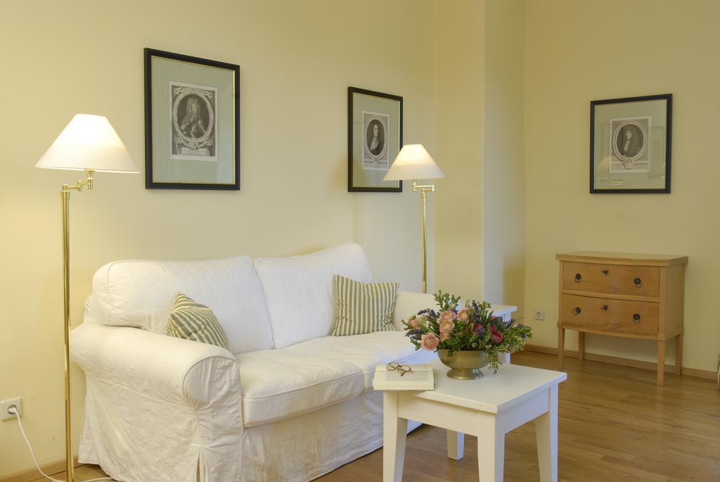 Hotel Schloss & Gut Ulrichshusen 외부 사진