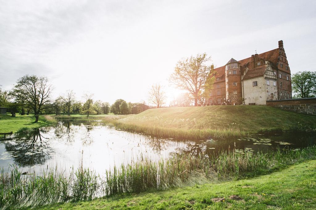 Hotel Schloss & Gut Ulrichshusen 외부 사진